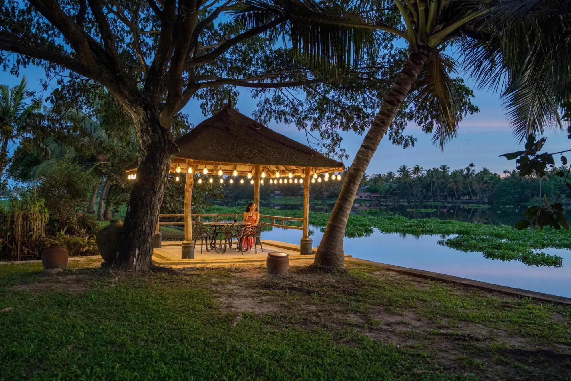 Baymaas Lake House Kochi Εξωτερικό φωτογραφία