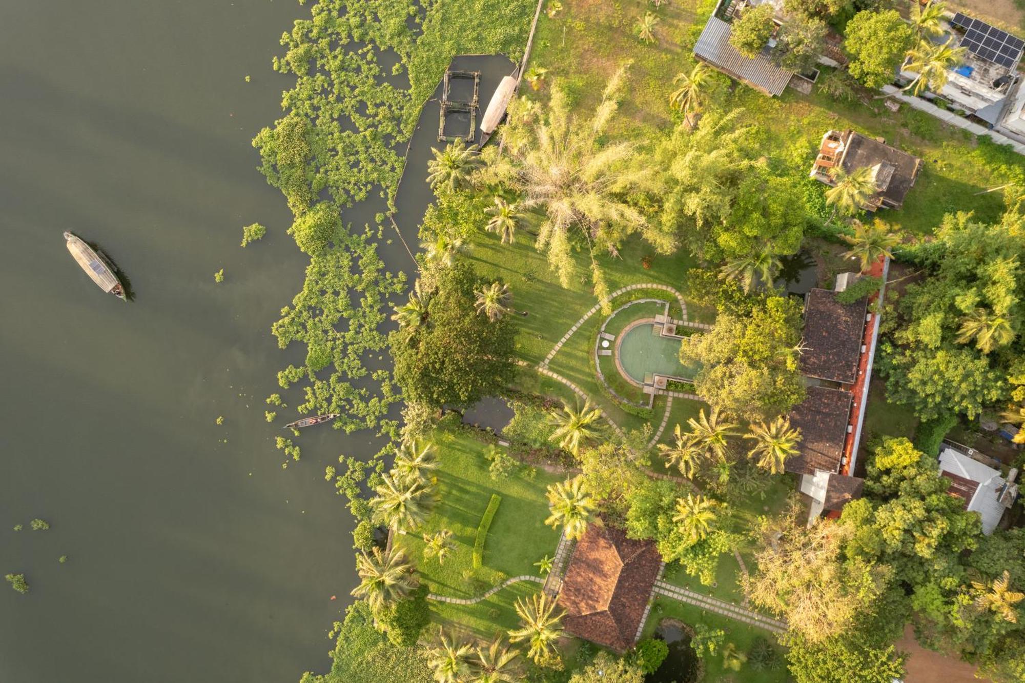 Baymaas Lake House Kochi Εξωτερικό φωτογραφία