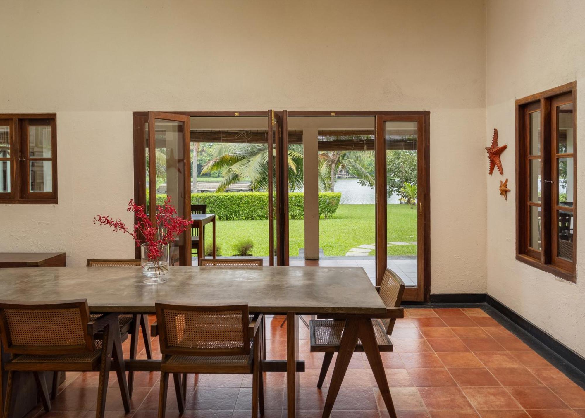 Baymaas Lake House Kochi Εξωτερικό φωτογραφία